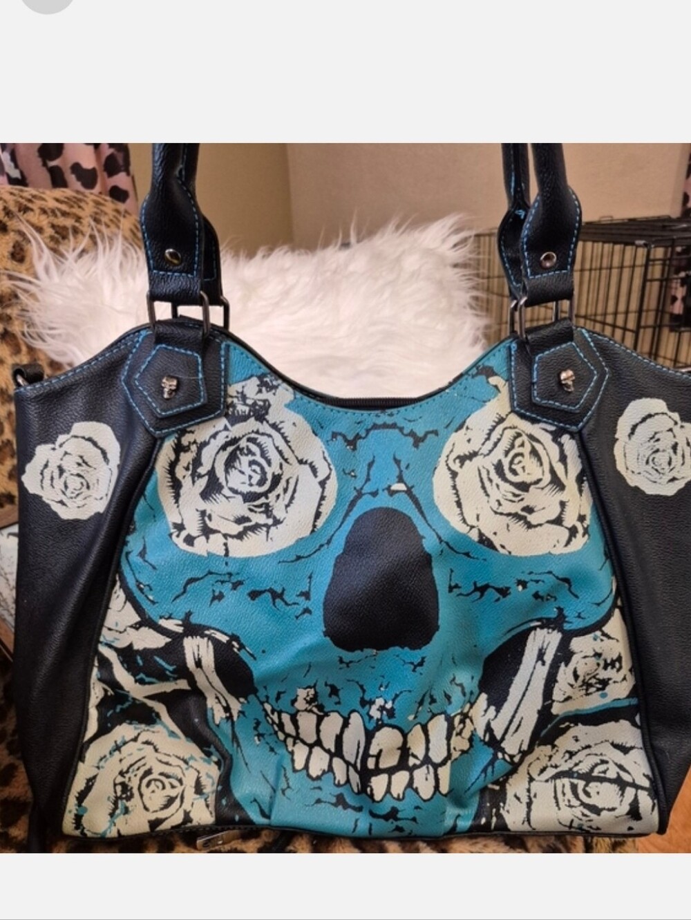 Im Looking For This Bag Banned Apperal